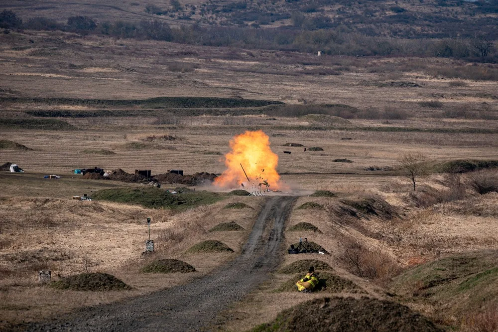 Field explosion test carried out by CESAR researchers